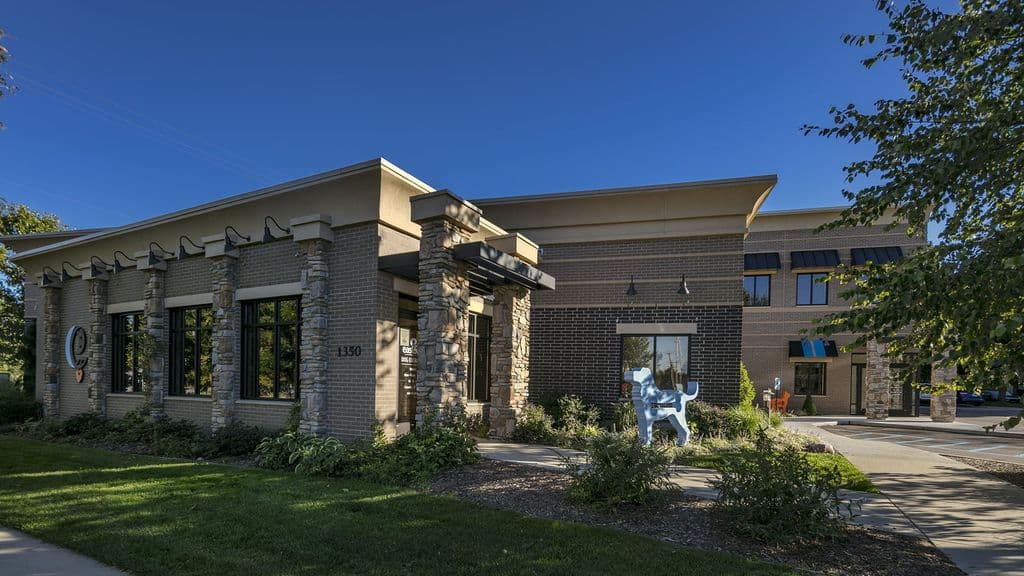 Eastown Veterinary Clinic Architecture