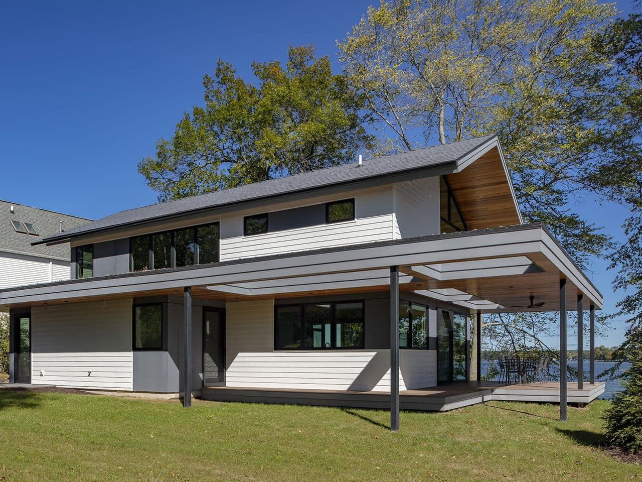 Gun Lake Overlook exterior